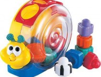  VKLÁDACÍ ŠNEK FISHER PRICE